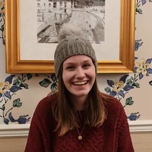 Meet your Posher, Danielle